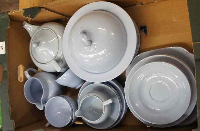 Appraisal: A large Quantity of Copeland Spode and Wedgwood Lavender Dinner