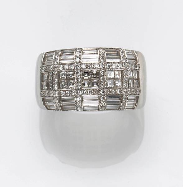 Appraisal: A diamond and k white gold band estimated total diamond