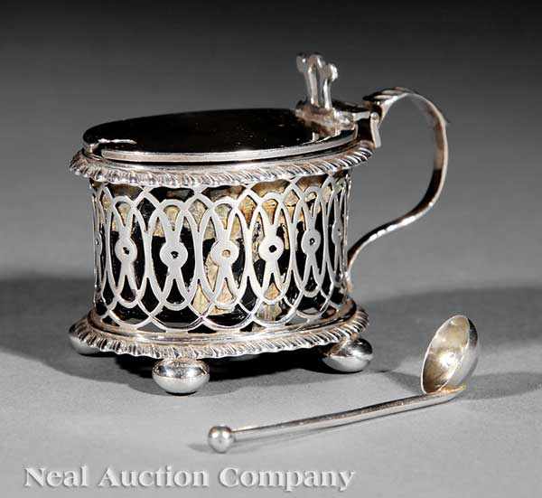 Appraisal: An English Sterling Silver Mustard Pot W Hutton Sons Ltd