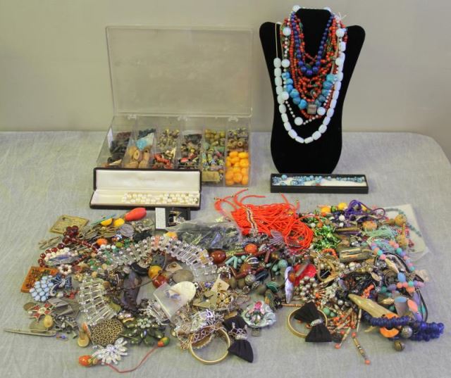 Appraisal: JEWELRY Large Grouping of Miscellaneous Beadsand Costume Jewelry Includes coral