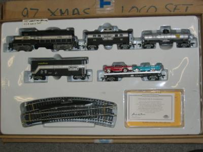 Appraisal: Tyco Train Set with American H O Diesel four goods