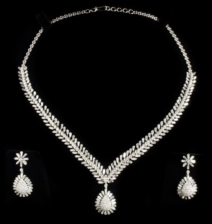 Appraisal: DIAMOND NECKLACE AND EARRING BRIDAL SET with black box The