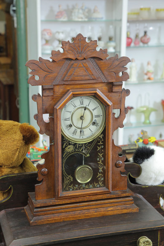 Appraisal: NEW HAVEN SHELF CLOCK Eight day time strike with painted