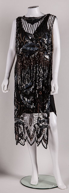 Appraisal: A s style beaded and sequinned flapper dress in a