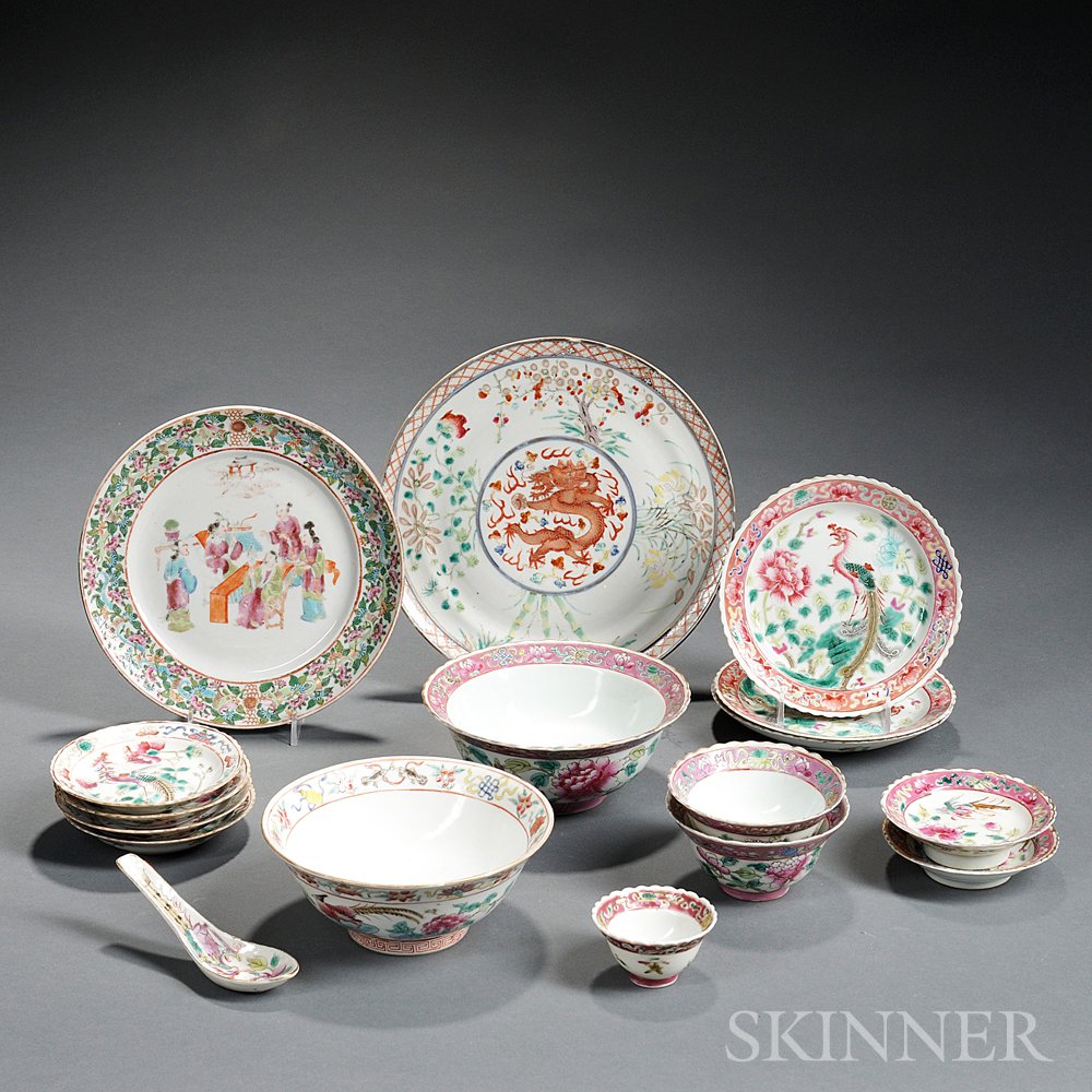 Appraisal: Seventeen Famille Rose Porcelain Items China th century variously decorated