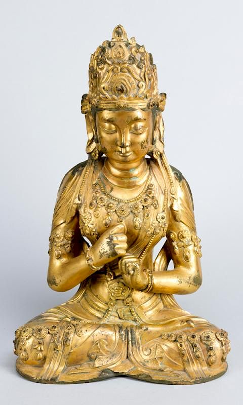 Appraisal: Late Ming bronze sculpture of Guanyin A late Ming bronze