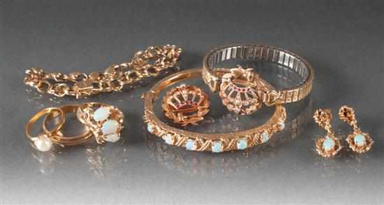 Appraisal: Assorted K gold and opal jewelry grams total Estimate -