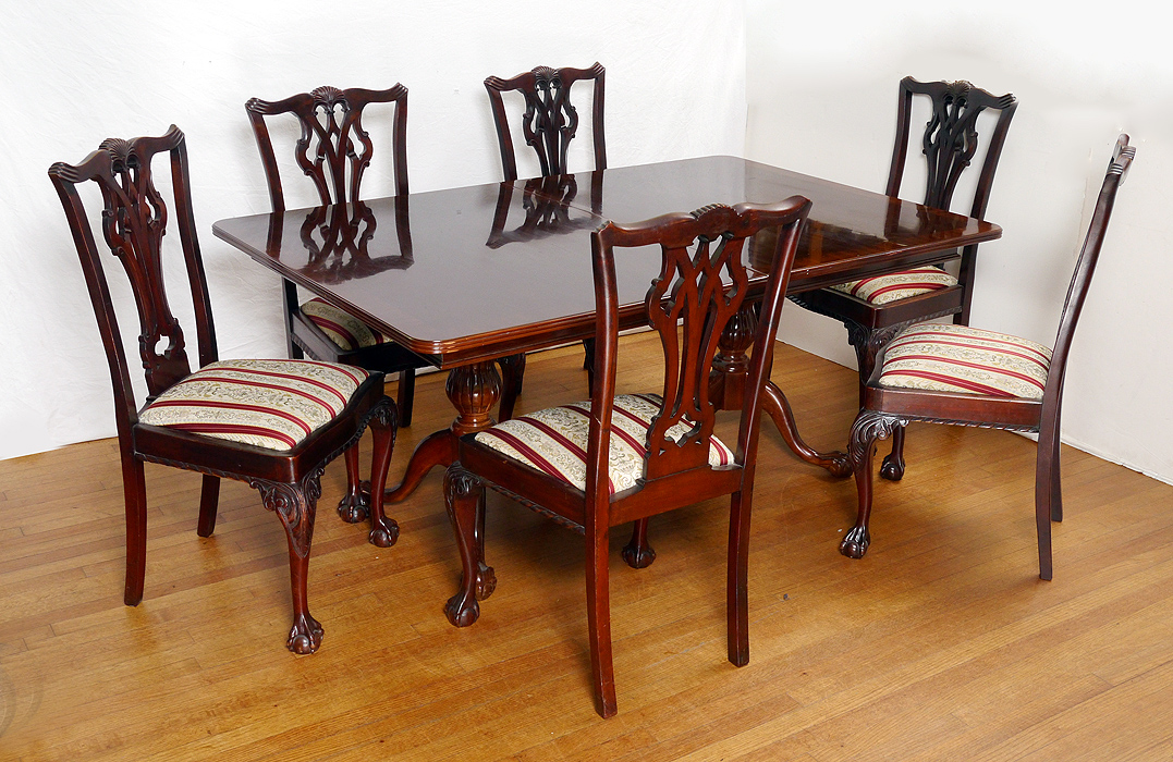 Appraisal: MAHOGANY CHIPPENDALE STYLE DINING TABLE CHAIRS Mahogany top table with