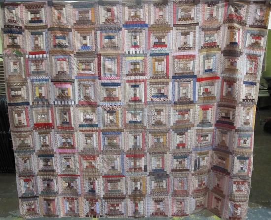 Appraisal: AMERICAN PIECED COTTON QUILT Log Cabin patern Late th early