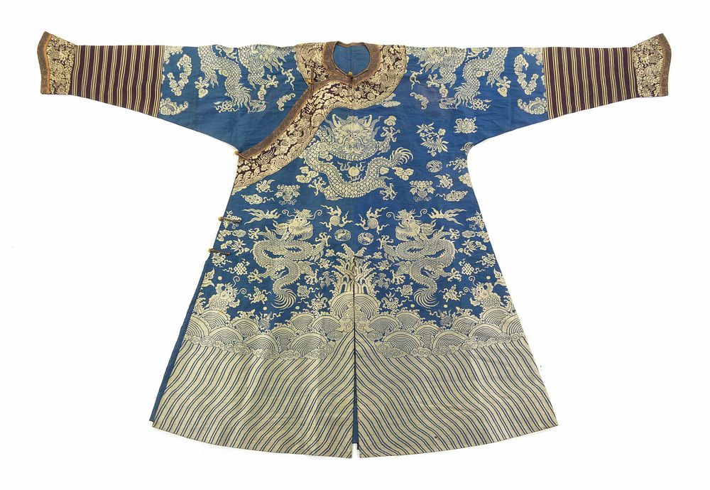 Appraisal: A Blue Ground Embroidered Silk Dragon Robe Jifu Collar to