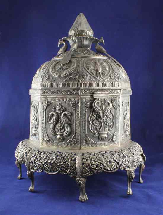 Appraisal: A large Indian white metal turban box of octafoil form