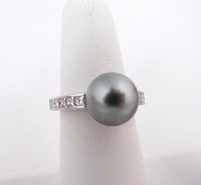 Appraisal: K White Gold Tahitian Pearl and Diamond Ring Size