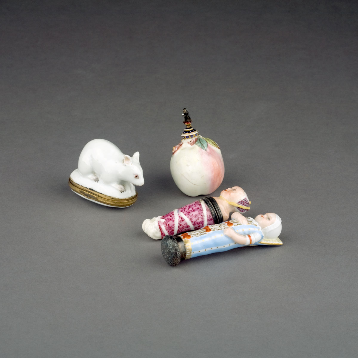 Appraisal: CONTINENTAL PORCELAIN MOUSE BONBONNIERE AND COVER The mouse painted with