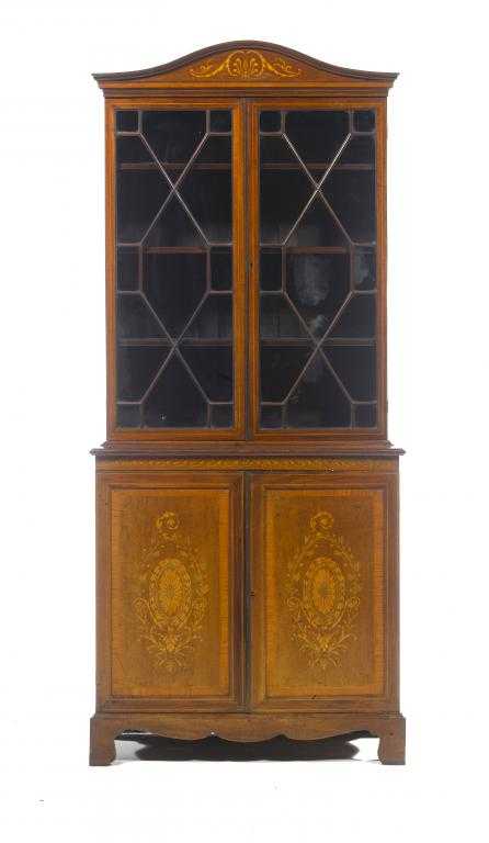 Appraisal: AN EDWARD VII MAHOGANY BOOKCASE crossbanded in satinwood inlaid in