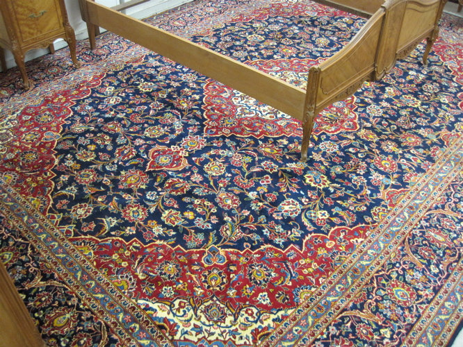 Appraisal: SIGNED PERSIAN KASHAN CARPET Isfahan Province northwestern Iran floral and