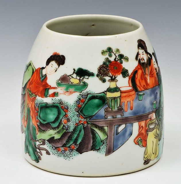 Appraisal: A CHINESE FAMILLE VERTE BRUSH POT painted in coloured enamels