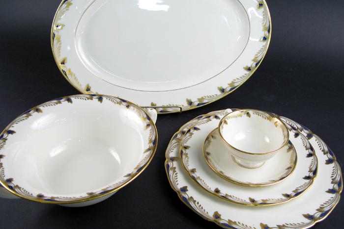 Appraisal: AN AMERICAN LENOX FINE CHINA SET pieces in the Essex-Cobalt