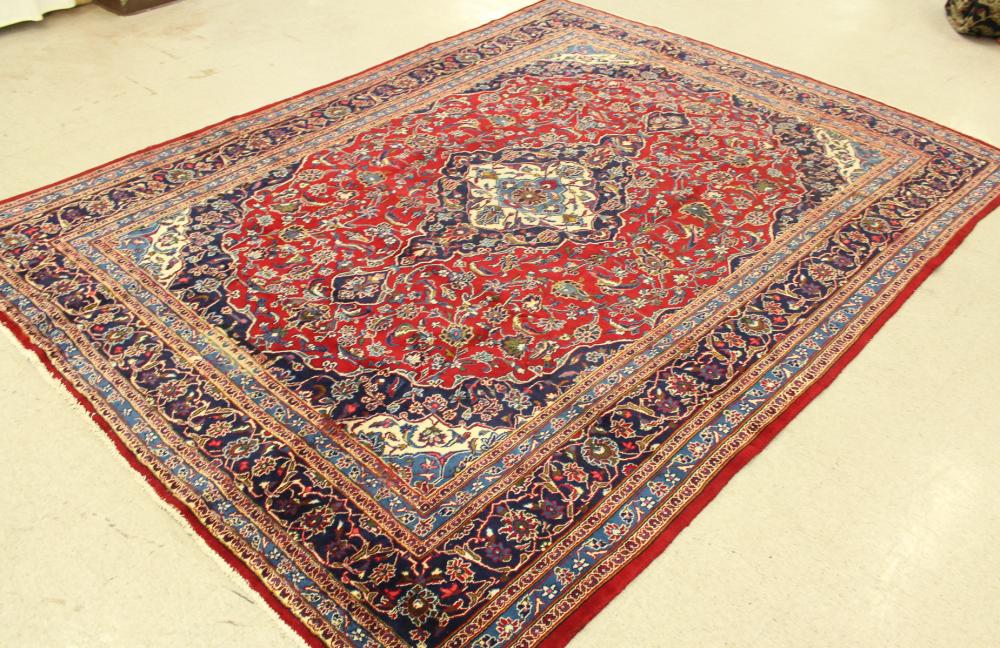 Appraisal: HAND KNOTTED PERSIAN MASHAD CARPET Khorasan Province northeastern Iran floral