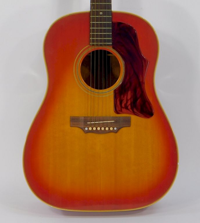 Appraisal: Gibson J ADJ Cherry Sunburst Acoustic Guitar Michigan Circa Bright