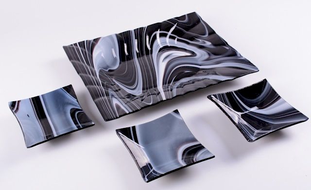 Appraisal: Fused Glass Serving Dish Bowls by Connie Zazakos Black and