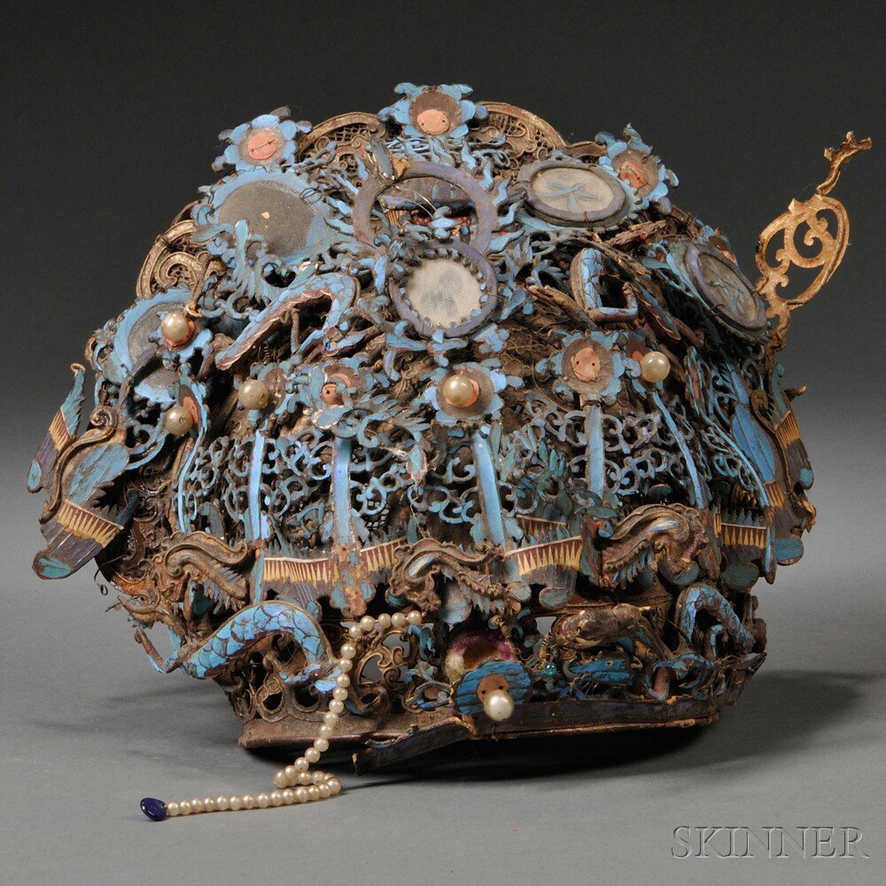 Appraisal: Kingfisher Headdress China ornamented with variously shaped filigree covered with