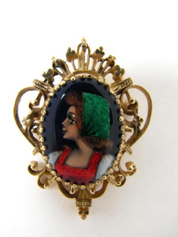 Appraisal: K Yellow Gold Limoges France enameled pin pendant with portrait