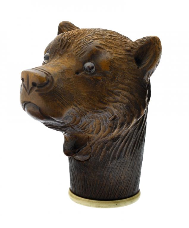 Appraisal: A SWISS CARVED LIMEWOOD BEAR'S HEAD NOVELTY CANE HANDLE with