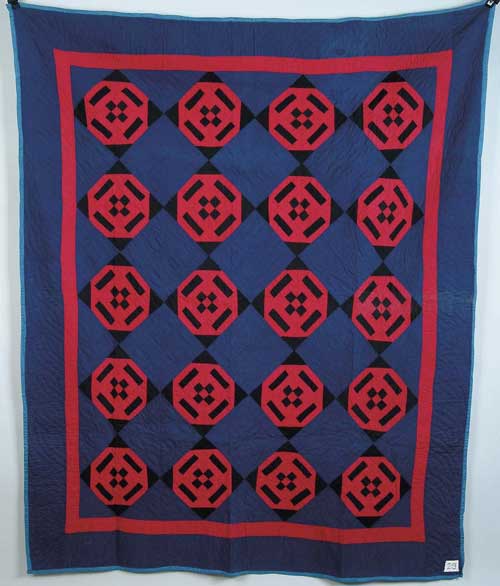 Appraisal: FINE AMISH PIECED QUILT Burnham Square variation in blue black