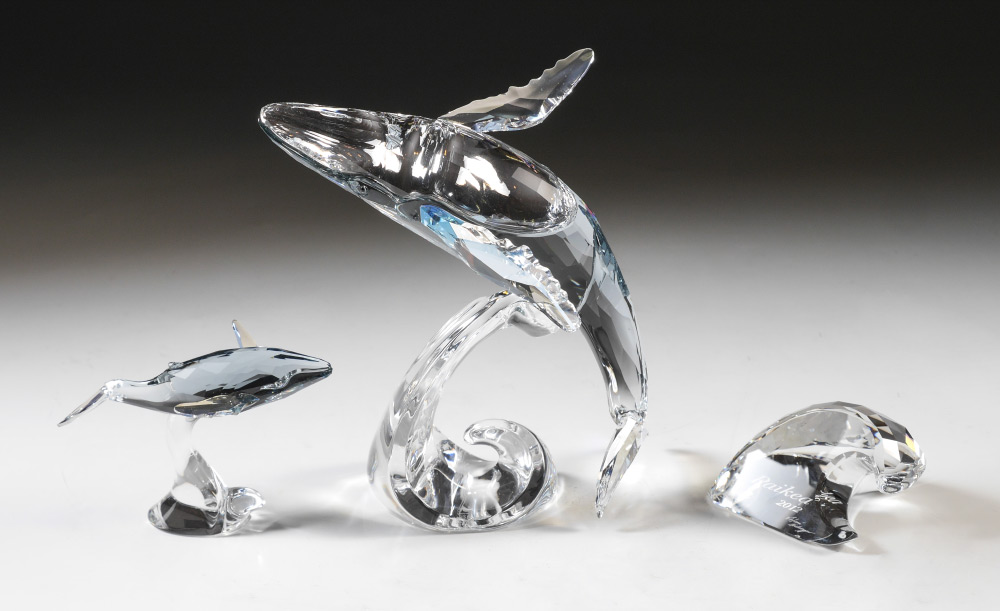 Appraisal: SWAROVSKI CRYSTAL SCS EXCLUSIVE WHALE PAIKEA Shadow Crystal with fins