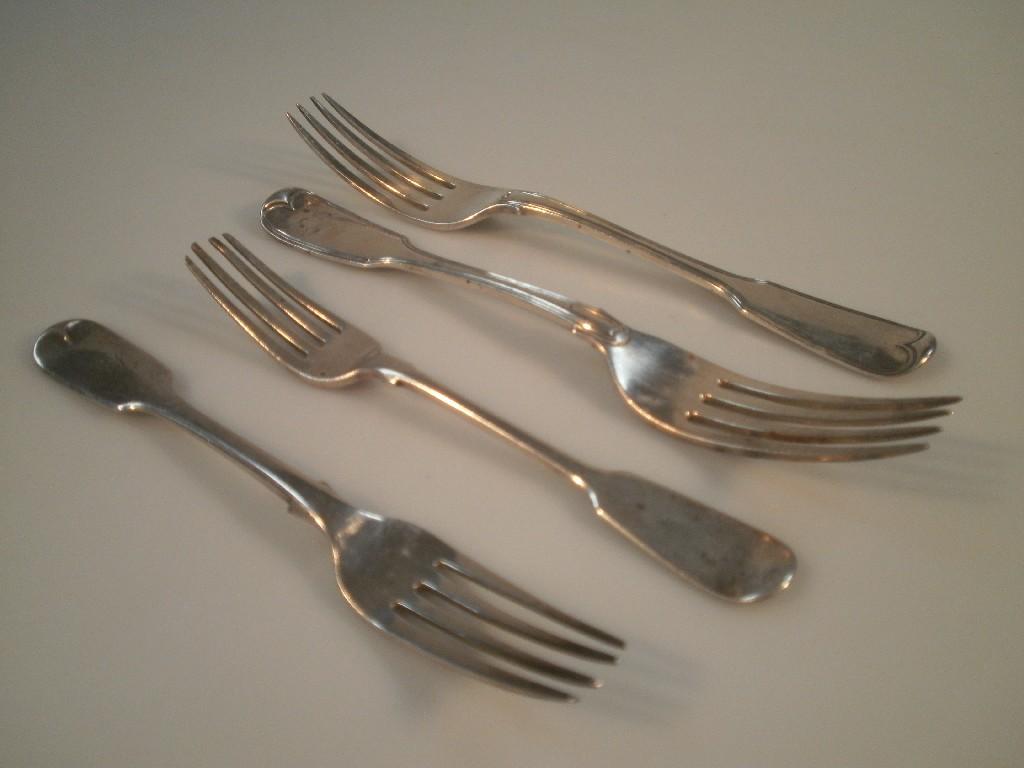 Appraisal: A pair of George IV fiddle pattern table forks with