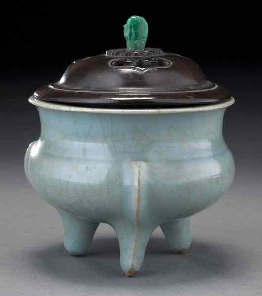 Appraisal: Chinese Yuan-Ming celadon porcelain tripod censer the hardwood lid topped