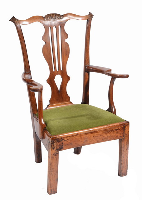 Appraisal: AN EARLY TH CENTURY ELBOW CHAIR with cupid bow top