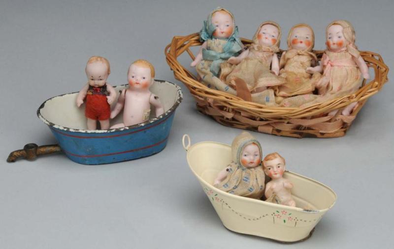 Appraisal: Lot of Babies and Tubs Description Germany Ca s Six