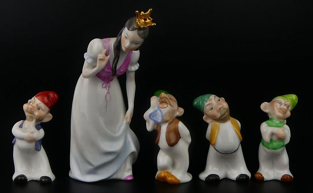 Appraisal: RARE HEREND SNOW WHITE WITH DWARFS Herend Snow White and