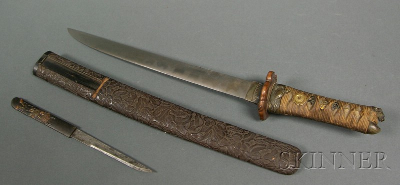 Appraisal: Japanese Sword th century tanto with a blade tsuba in