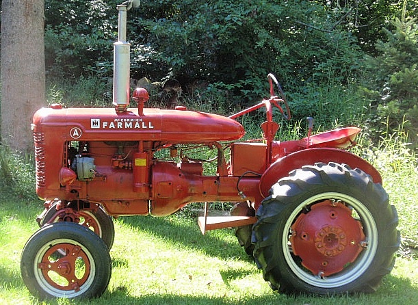 Appraisal: - International Harvester Co McCormick Farmall model A tractor Ser