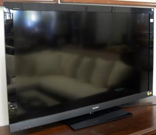 Appraisal: Sony Bravia flat panel TV LCD model inch Sony Bravia