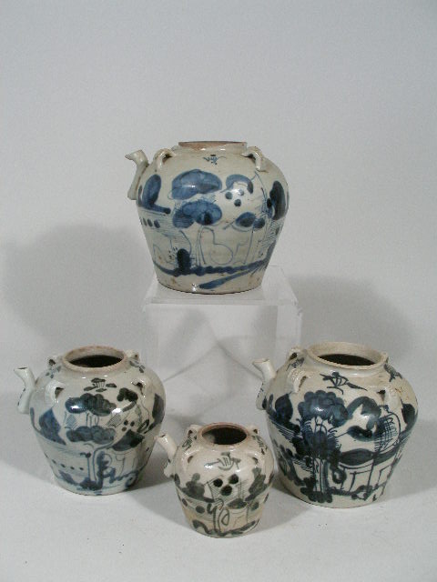 Appraisal: Collection of Chinese th th c Jars three oil jars