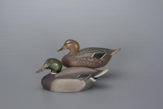 Appraisal: Miniature Mallard Pair The Ward Brothers Miniature Mallard Pair The