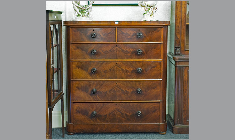 Appraisal: Victorian Mahogany Large Chest Of Drawers Two Short Over Four