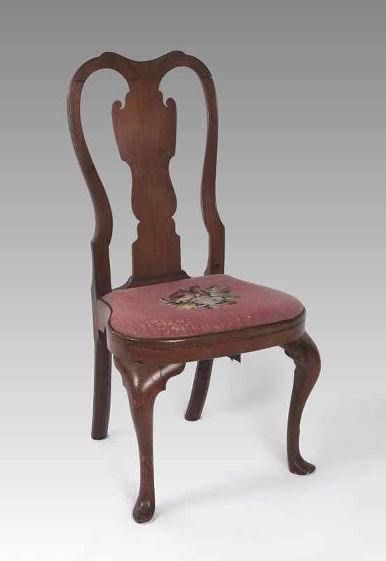 Appraisal: A PERIOD PHILADELPHIA QUEEN ANNE SIDE CHAIR Circa - Yoke