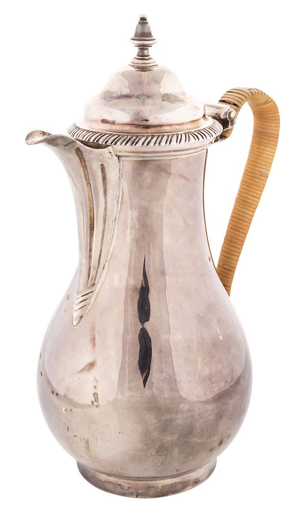 Appraisal: A GEORGE III STERLING SILVER COFFEE POT LONDON A GEORGE