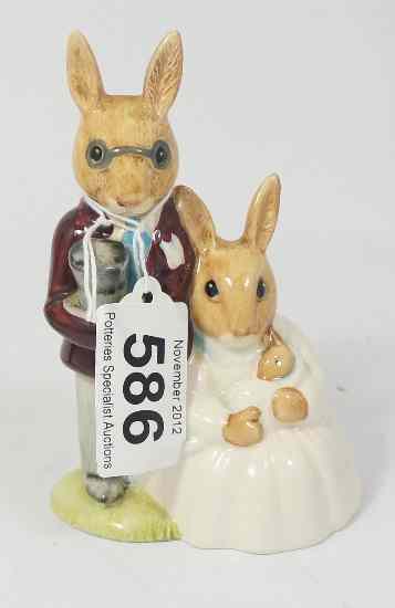 Appraisal: Royal Doulton Bunnykins Figure Family Photo DB Dress Colourway