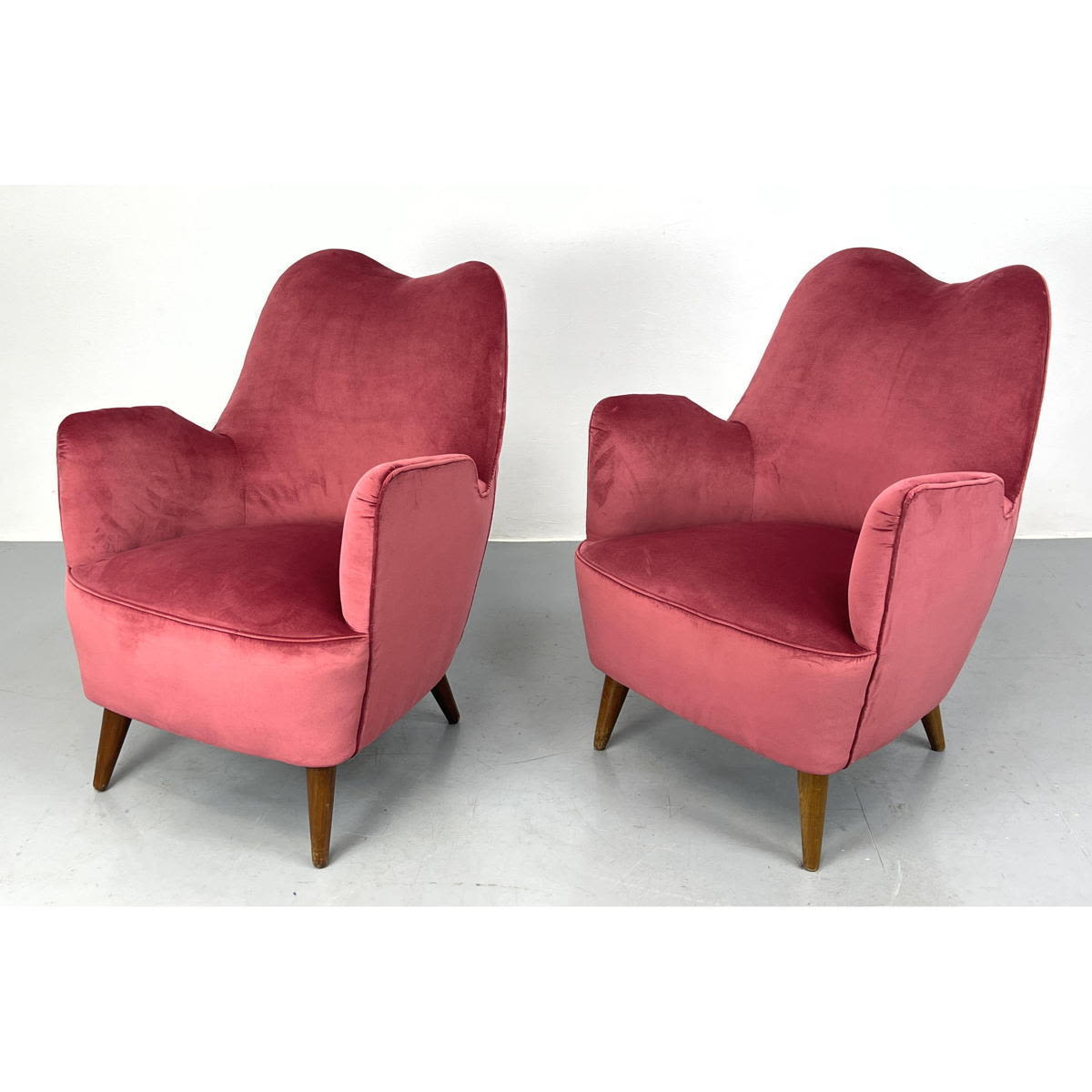 Appraisal: Pair of Italian 's lounge chairs attributed to Melchiorre Bega