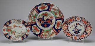 Appraisal: Japanese Imari serving pieces Japanese Imari serving pieces comprising oval