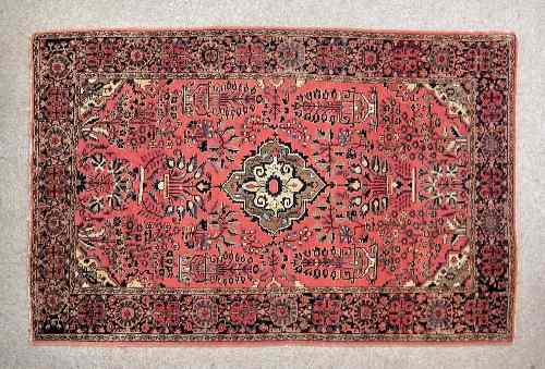 Appraisal: A Persian rug of Kashan design woven in colours with