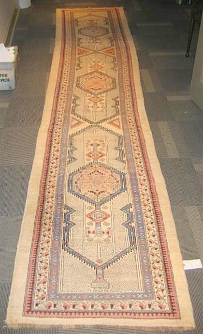 Appraisal: Serab runner northwest persia circa early th century ft in