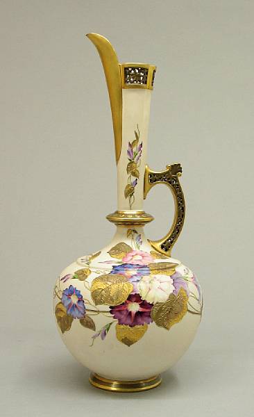 Appraisal: A Worester Royal porcelain ewer late th century The knopped