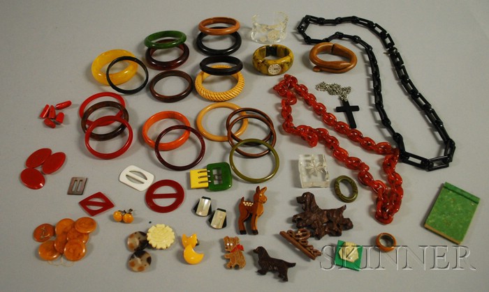 Appraisal: Group of Bakelite Lucite and Wood Jewelry including a large