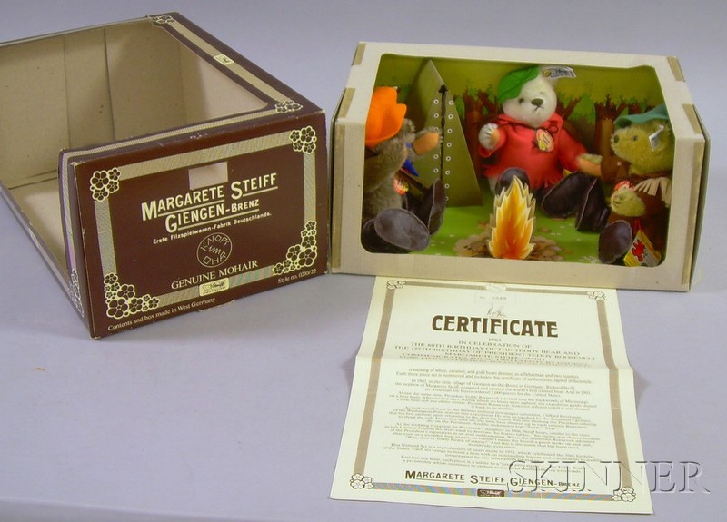 Appraisal: Steiff Boxed Nimrod Teddy Bears Camping Set original box with